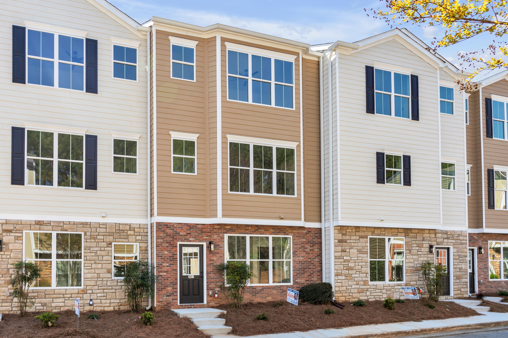 201 Riverstone Commons Cir